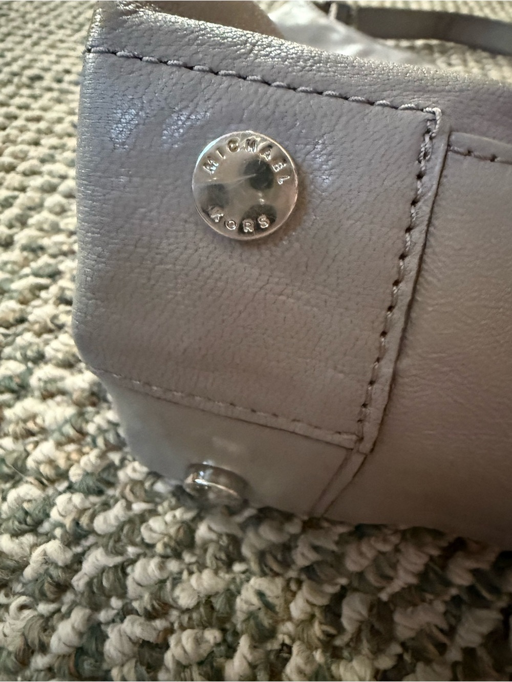 Michael Kors Light Grey Leather Shoulder Hobo with MK Charm - Picture 3 of 5